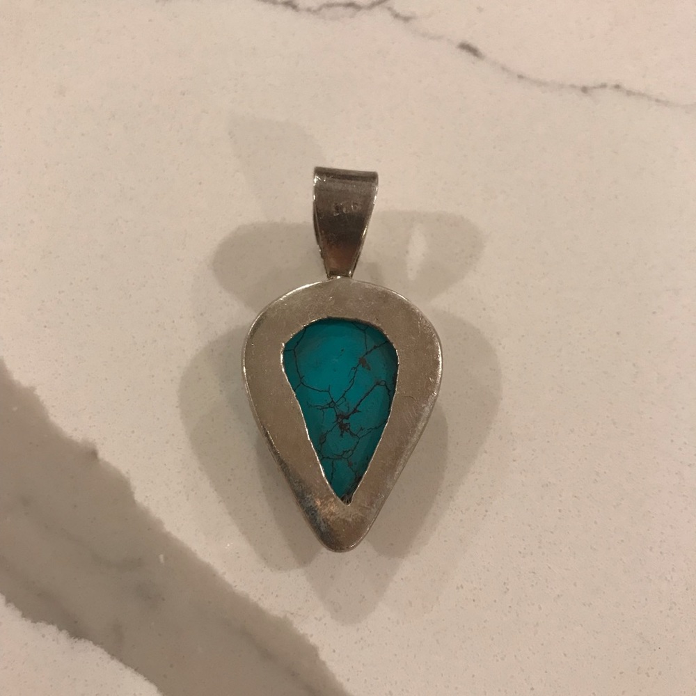 Sterling silver and turquoise teardrop pendant - Picture 4 of 6